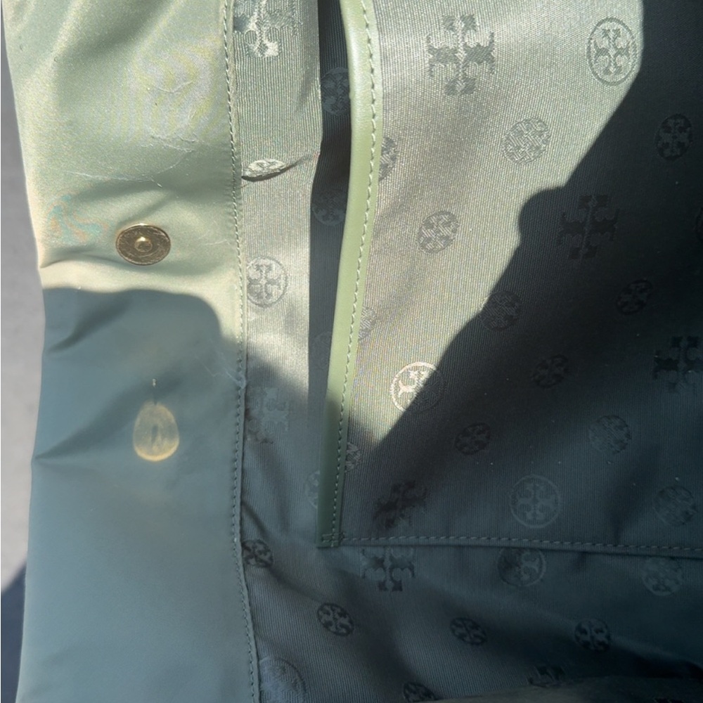 Tory Burch Green Tote Bag - Picture 1 of 3